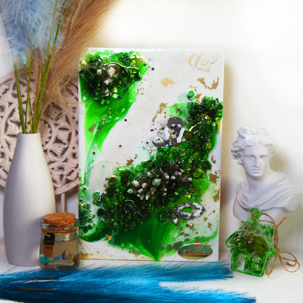 Интерьерное Панно на стену из эпоксидной смолы зеленое золотистое, подарок женщине  #1