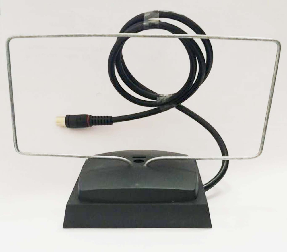 Антенна для цифрового ТВ,  комнатная, модель МД   BLACKMOR #1