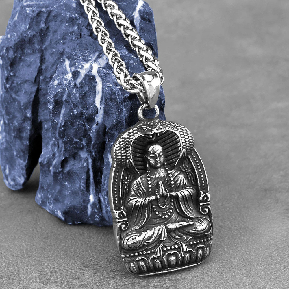 Медальон с изображением Будды в старинном стиле с цепочкой  #1