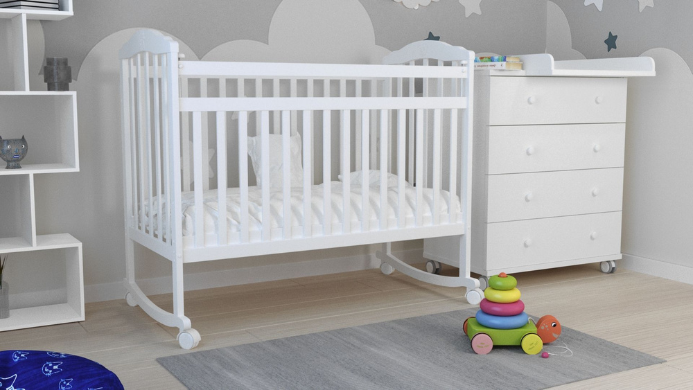 Кроватка детская для новорождённых Incanto PL с мишкой, цвет белый, колесо-качалка  #1
