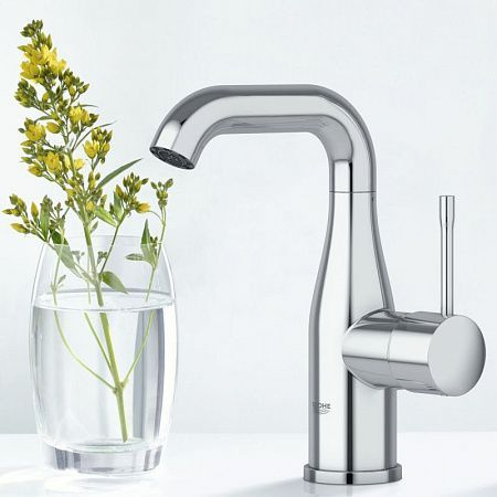 Смеситель GROHE Essence для раковины M-Size 23463001 хром #1