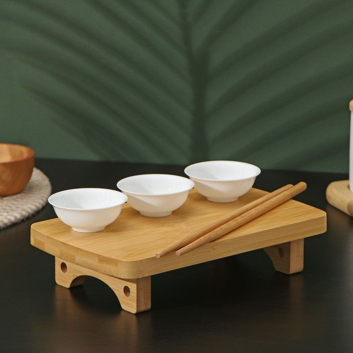 Набор фарфоровый сервировочный на бамбуковой подставке BellaTenero, 5 предметов: 5 соусников, палочки, #1
