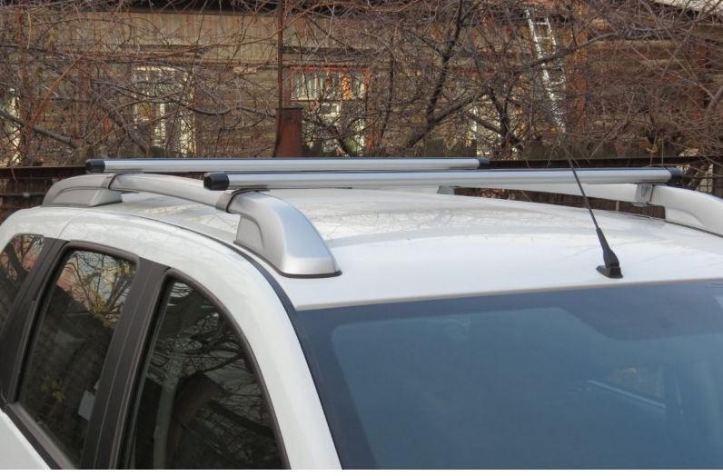 Багажник на рейлинги Nissan Terrano / Ниссан Террано 2014 -дуга серая аэро-крыло алюмин / black опоры #1