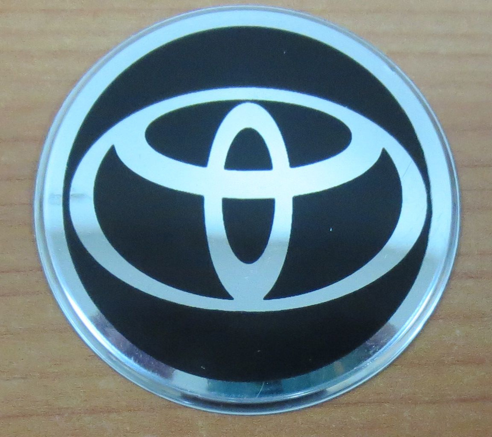 Наклейка "Toyota" (диаметр 55мм.) на автомобильные колпаки, диски компл. 4шт.  #1