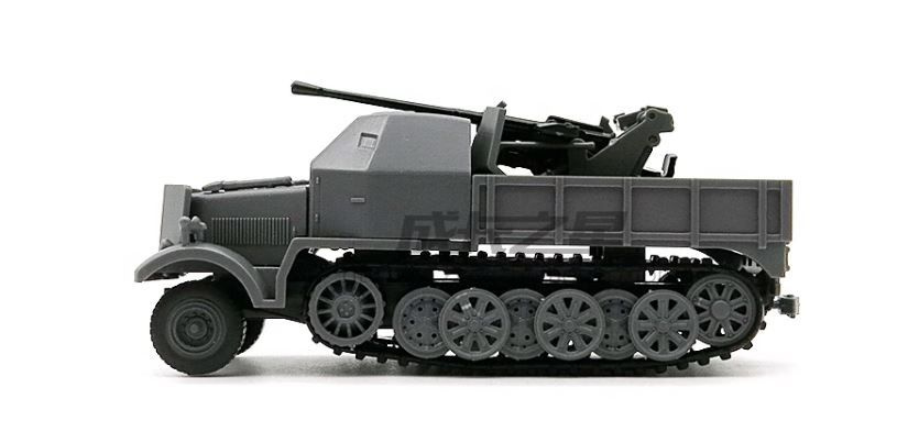 Сборная модель Полугусеничный тягач ЗСУ 37 мм Sd.Kfz.7/2, масштаб 1:72  #1