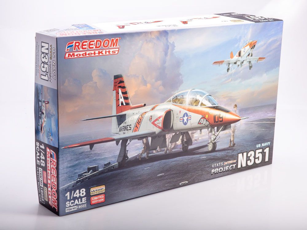 Сборная модель самолета US Navy VTXTS Jet Trainer N351 18022-1, масштаб 1/48  #1