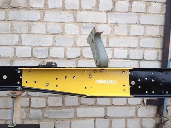 Ремкомплект рамы газель 3302. Удлинитель рамы газель 3302. Усилитель рамы заднего кронштейна амортизатора газель. Кронштейн рамы газель некст. Задние усилители рамы газель.