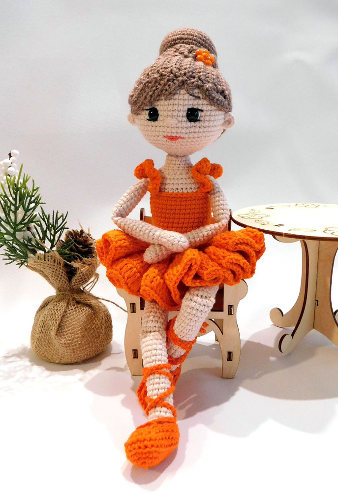 Кукла Балеринка с подвижными ногами и руками, апельсин, вязаная, мягкая, интерьерная, авторская, ручная #1