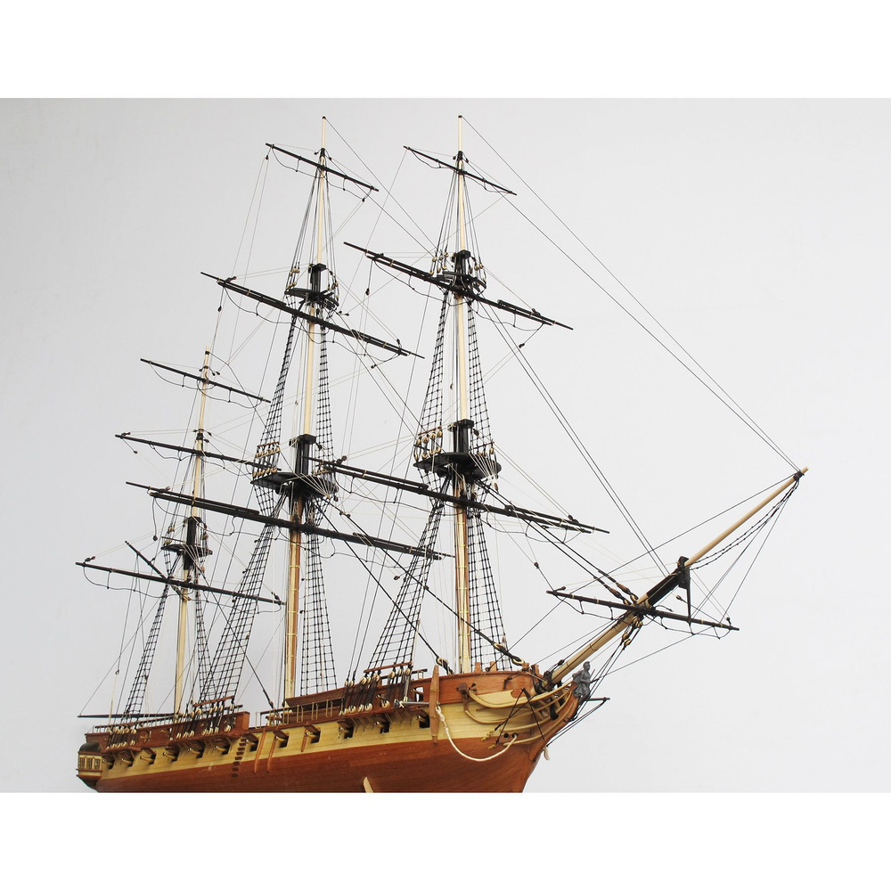 24-х пушечный корвет l'Unite - HMS Surprise, Франция 1794 год, 925х710х385 мм, М.1:75, сборная модель #1