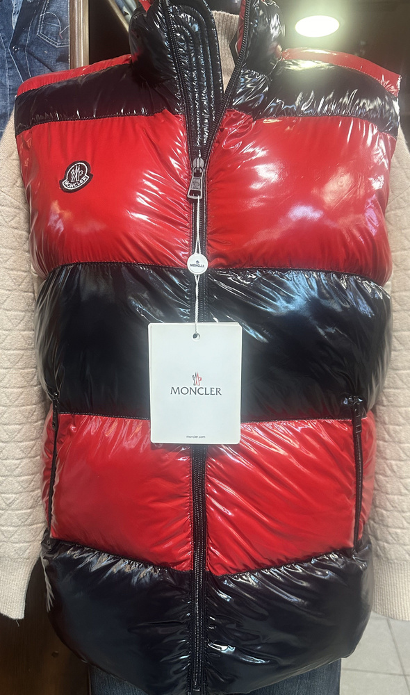 Жилет MONCLER #1