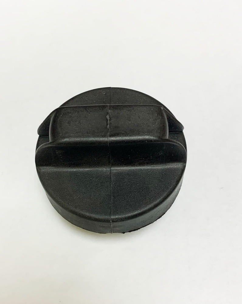 Крышка масла (маслозаливной горловины) ВАЗ 2123 /ШЕВРОЛЕ НИВА, 2104 ...