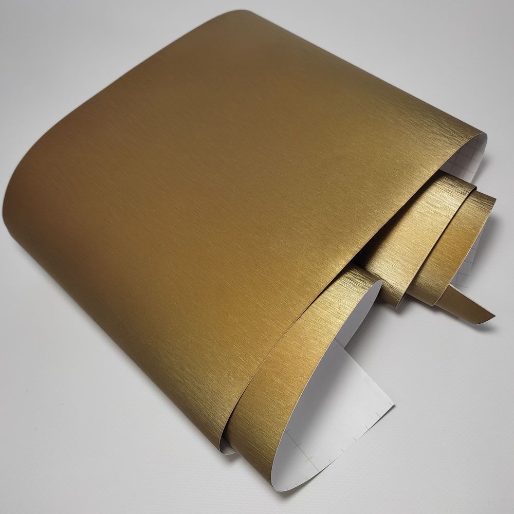 Виниловая пленка золотая самоклеящаяся с эффектом шлифованного алюминия 152 х 70 см / Для авто и мебели #1