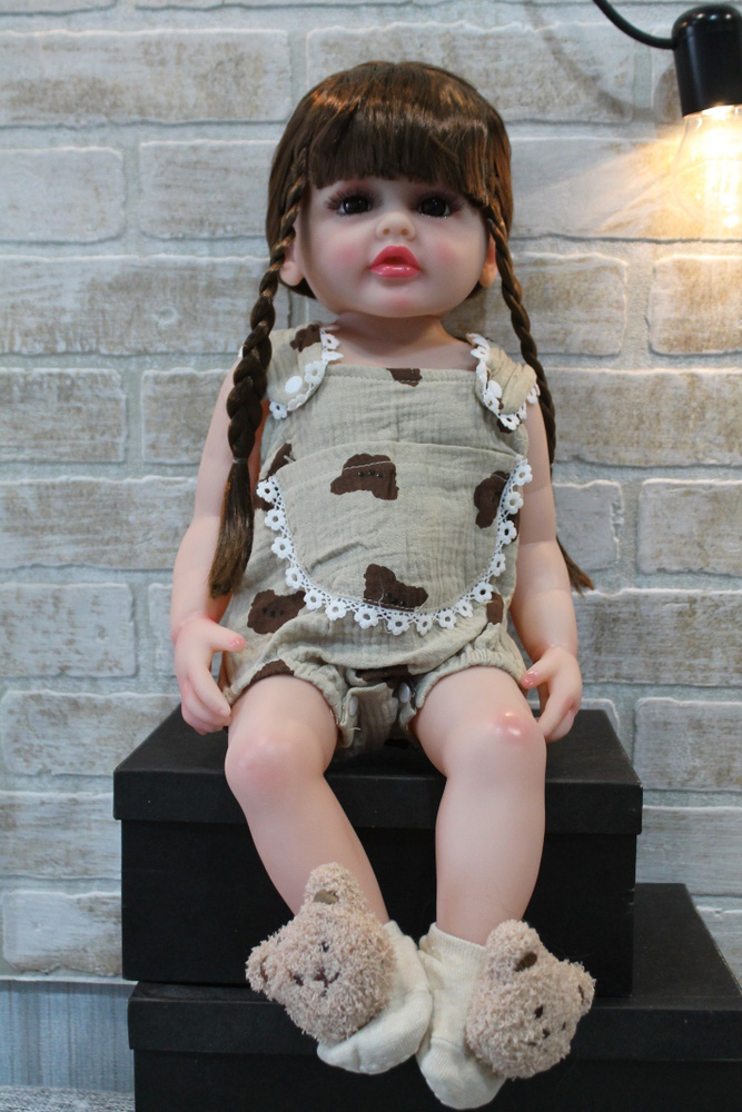 Кукла реборн девочка в тапочках с медведем 55 см / Куколка пупс для девочек беби борн  #1
