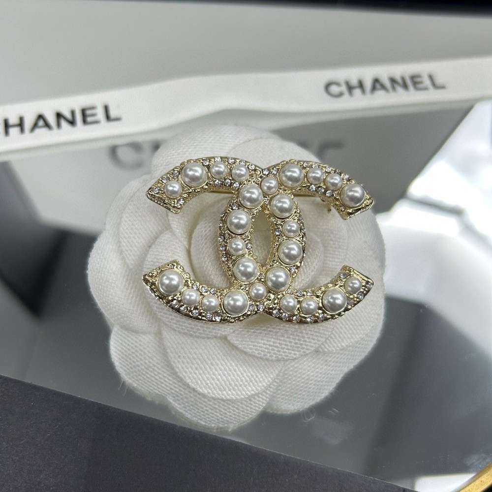 Chanel Брошь #1