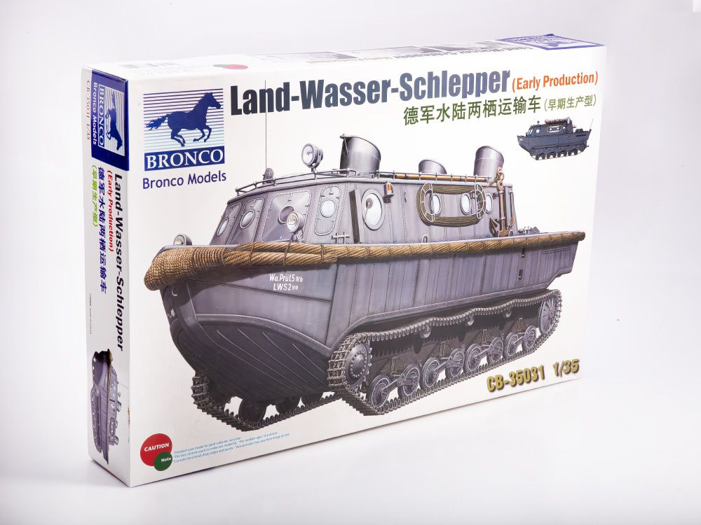 Maquette char : char amphibie allemand Land-Wasser-Schlepper early type