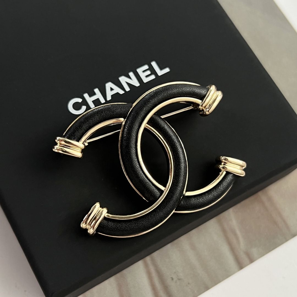 Chanel Брошь #1