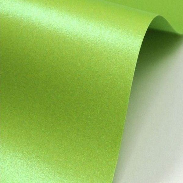 Дизайнерская бумага салатовый сатин 120 г/м2 А4 двусторонняя (MAJESTIC SATIN LIME GREEN), 20 листов  #1