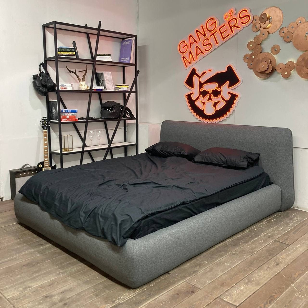 Банда Мастеров Двуспальная кровать, Кровать Скайлайн, 200х200 см  #1
