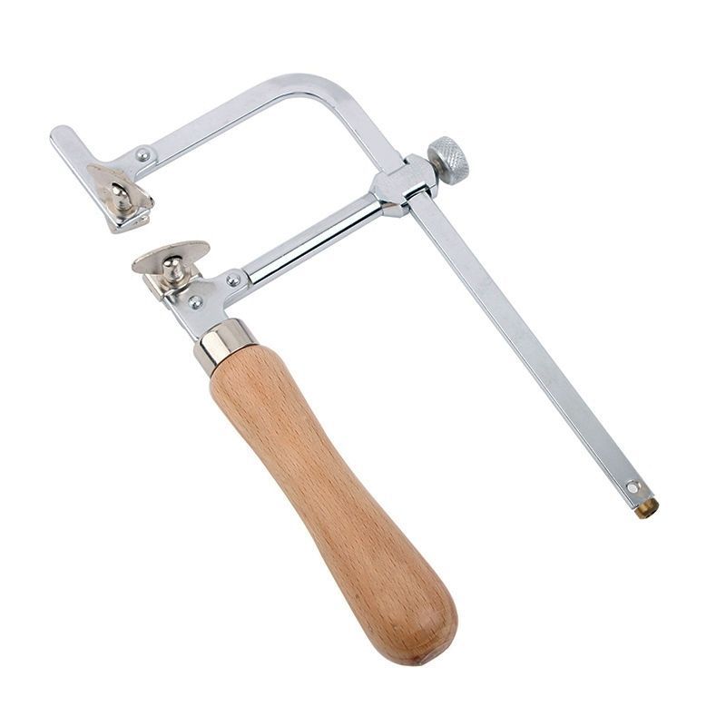 Лобзикювелирныйручной70ммприменяетсядлявыпиливанияизделийизцветногоичерногометалла,дерева,фанеры