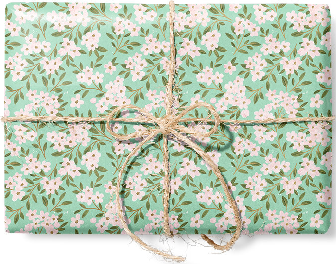Упаковочная подарочная бумага Цветы на зелёном фоне с золотистыми элементами Красота в Деталях лист 70х100 #1