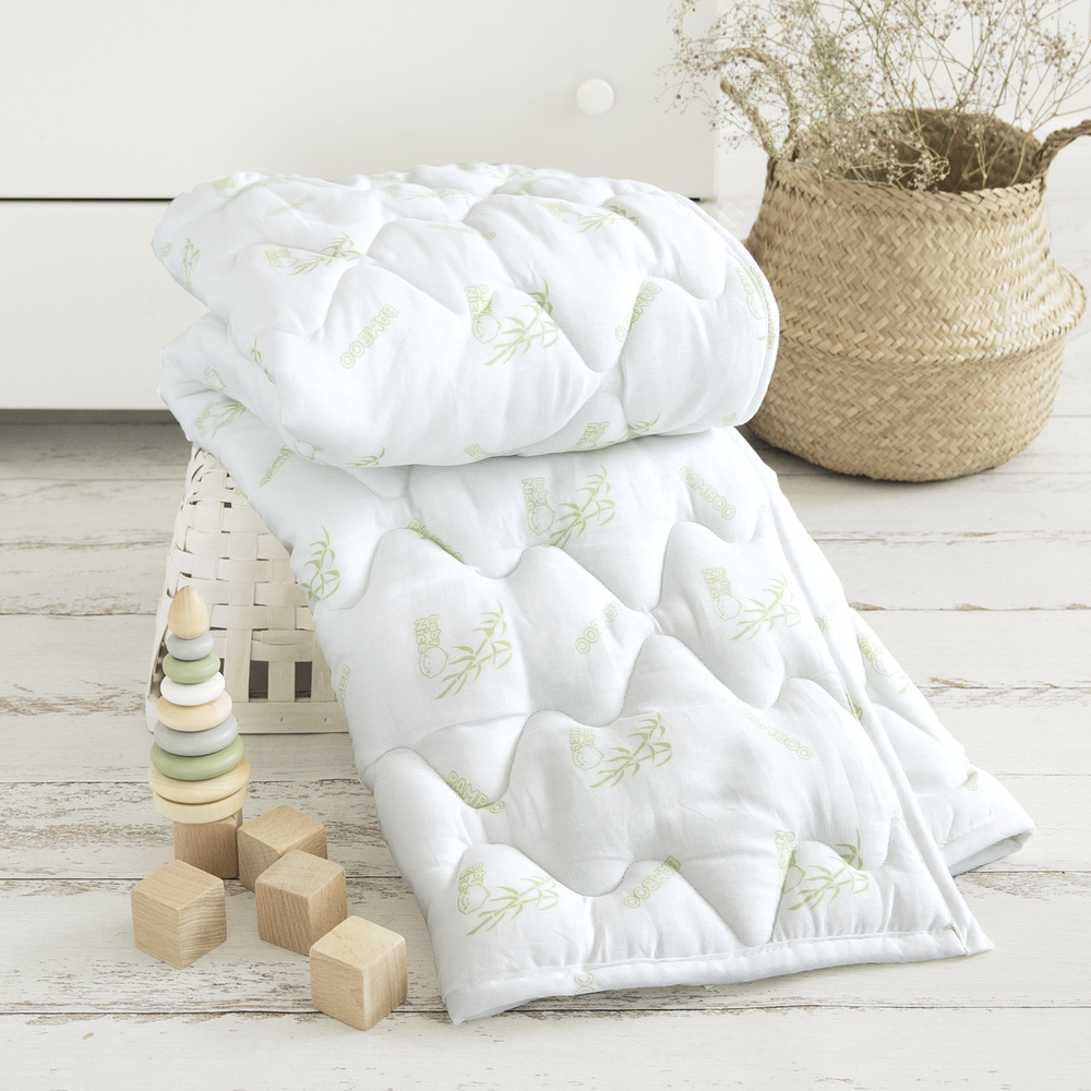Одеяло для новорожденного в кроватку всесезонное 105х140 бамбуковое (200гр) / Детское одеяло Baby Nice #1