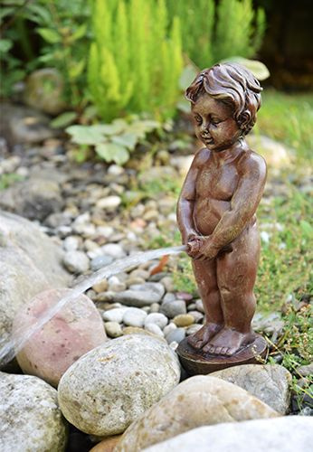Фигура для фонтана в пруду "Бельгийский мальчик", цвет под медь, Heissner, Германия  #1