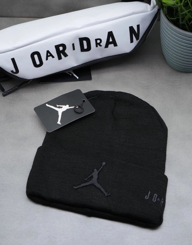 Шапка Jordan #1