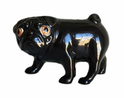 Мопс стоит (окрас черный) статуэтка собаки из фаянса #1