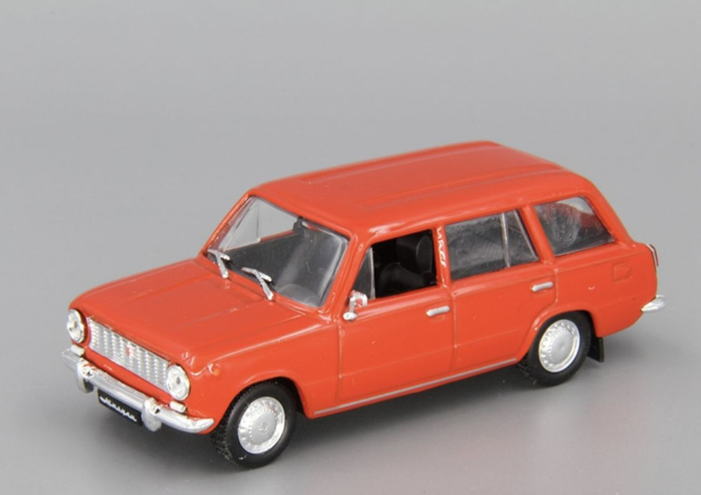 Модель коллекционная автомобиля Ваз-2102 Жигули / масштаб 1:43  #1