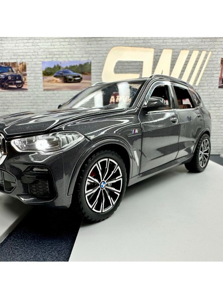 Машинка металлическая инерционная BMW X5 #1