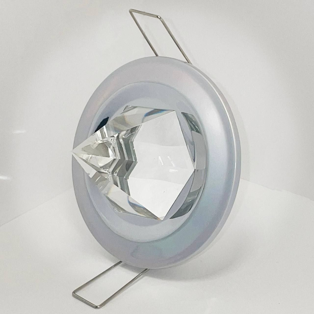 Светильник точечный встраиваемый литой, с декоративным кристаллом пирамидой, под лампу MR16,50W GU5.3 #1