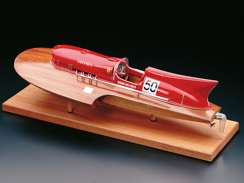 Гоночный катер Ferrari Arno XI, 790 мм, М.1:8, сборная модель корабля из дерева без парусов, Amati (Италия) #1