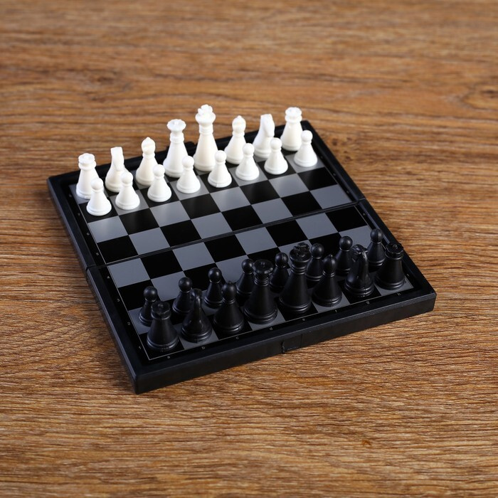 Игра настольная - Шахматы, магнитная доска, 13 х 13 см, чёрно-белые, 1 набор  #1