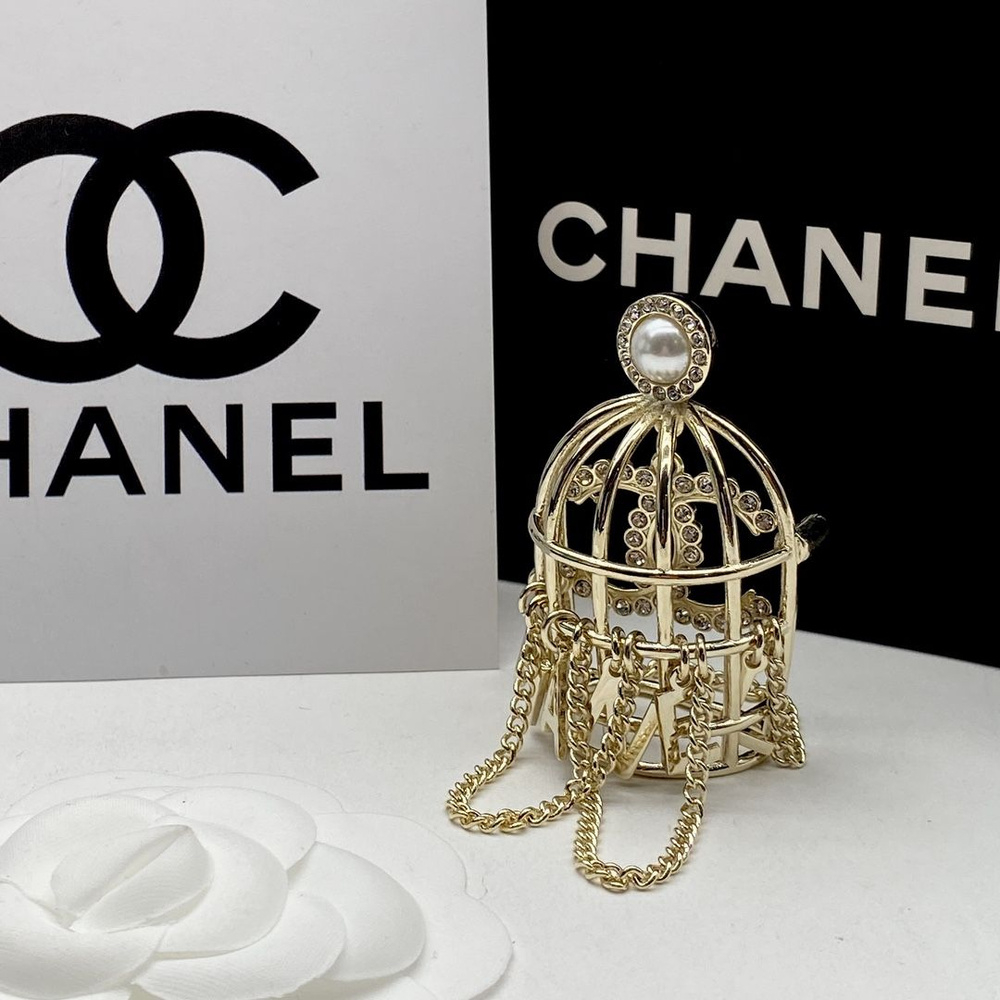 Chanel Брошь #1