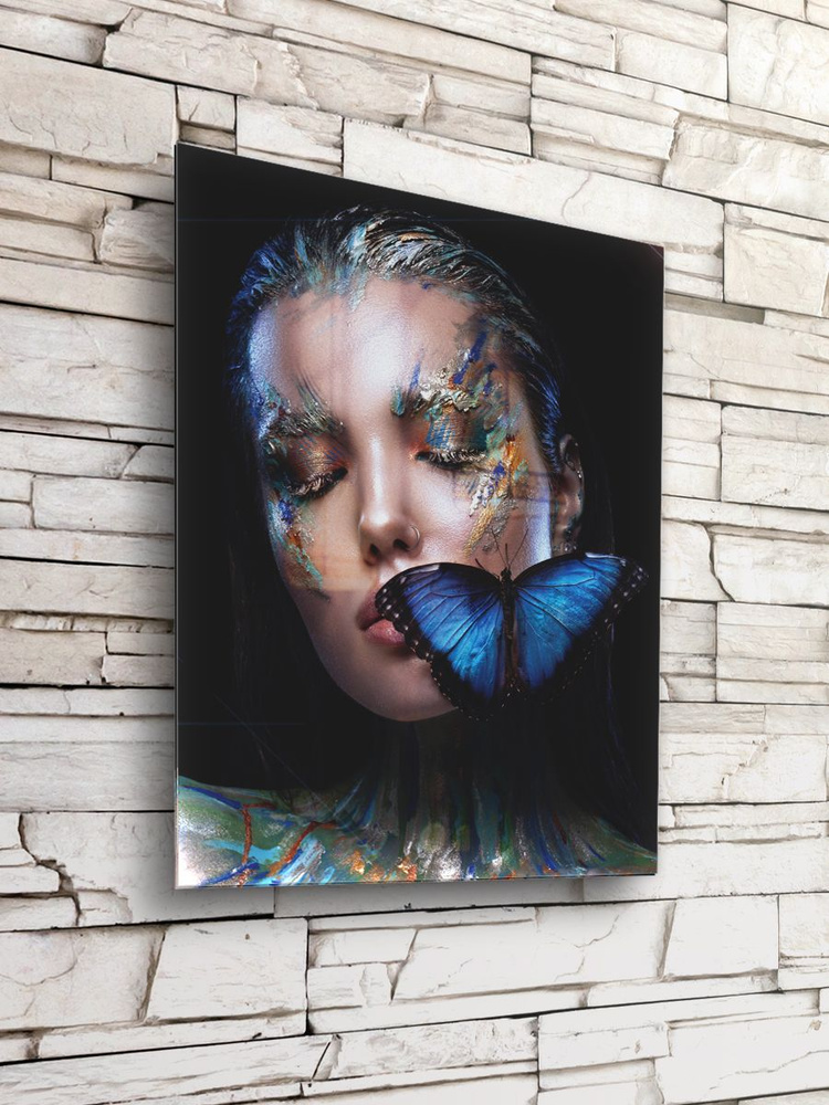 Картина на стекле Postermarket "Модель и бабочки",40х50 см #1
