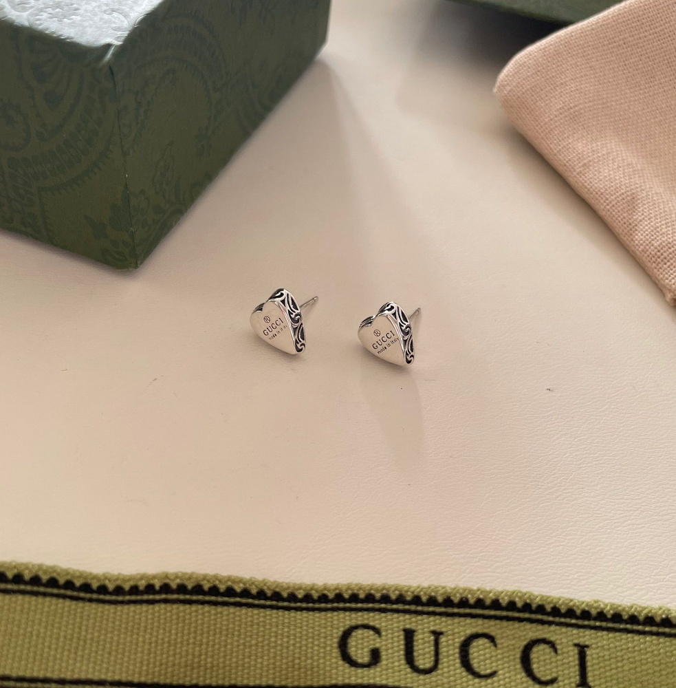 Gucci Серьги пусеты #1