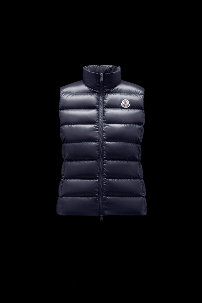 Жилетка монклер оригинал. Жилет Moncler Ghany. Жилет Moncler Puffer. Жилет монклер женский. Жилетка монклер глянцевая.