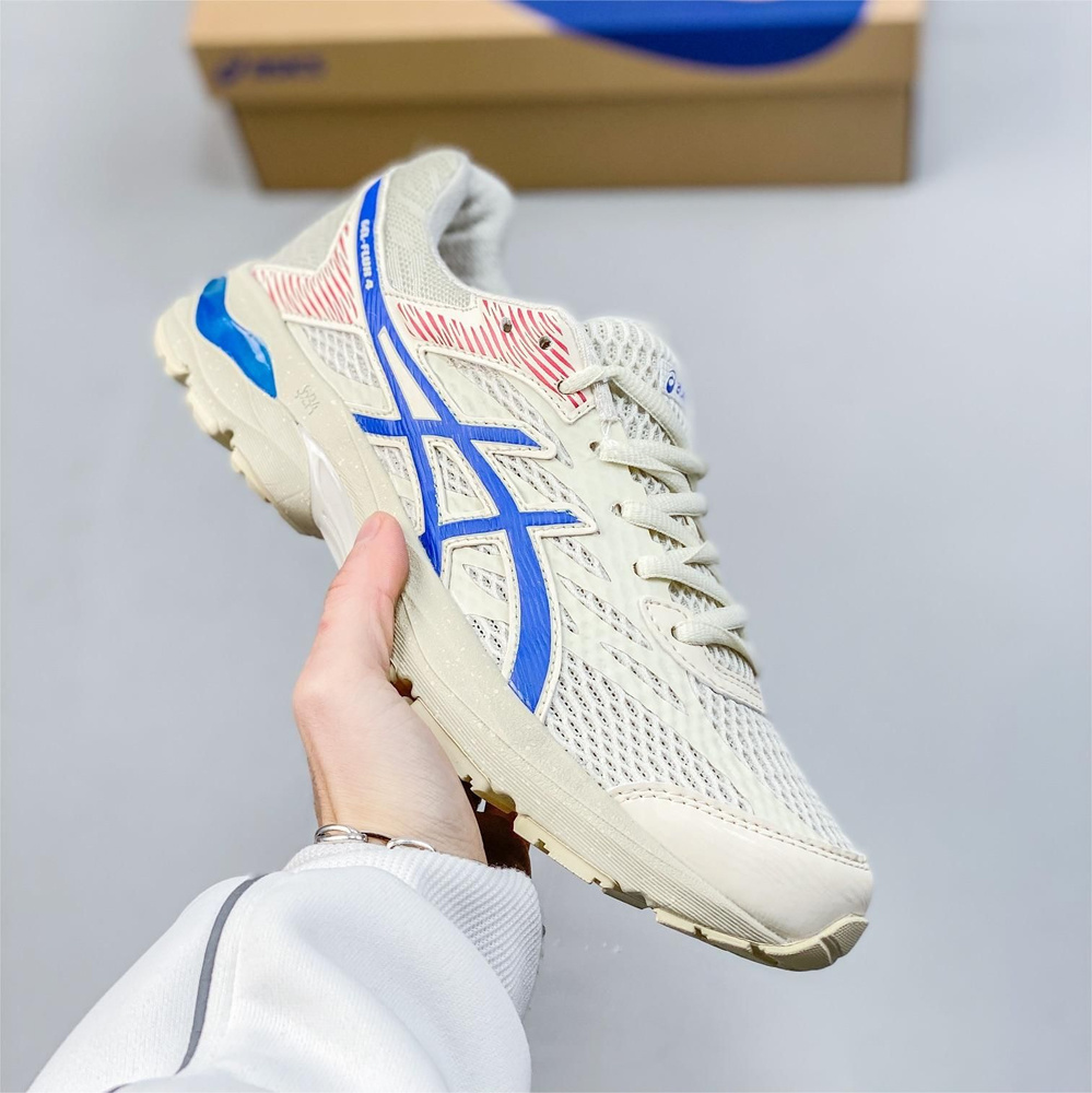 Кроссовки ASICS #1