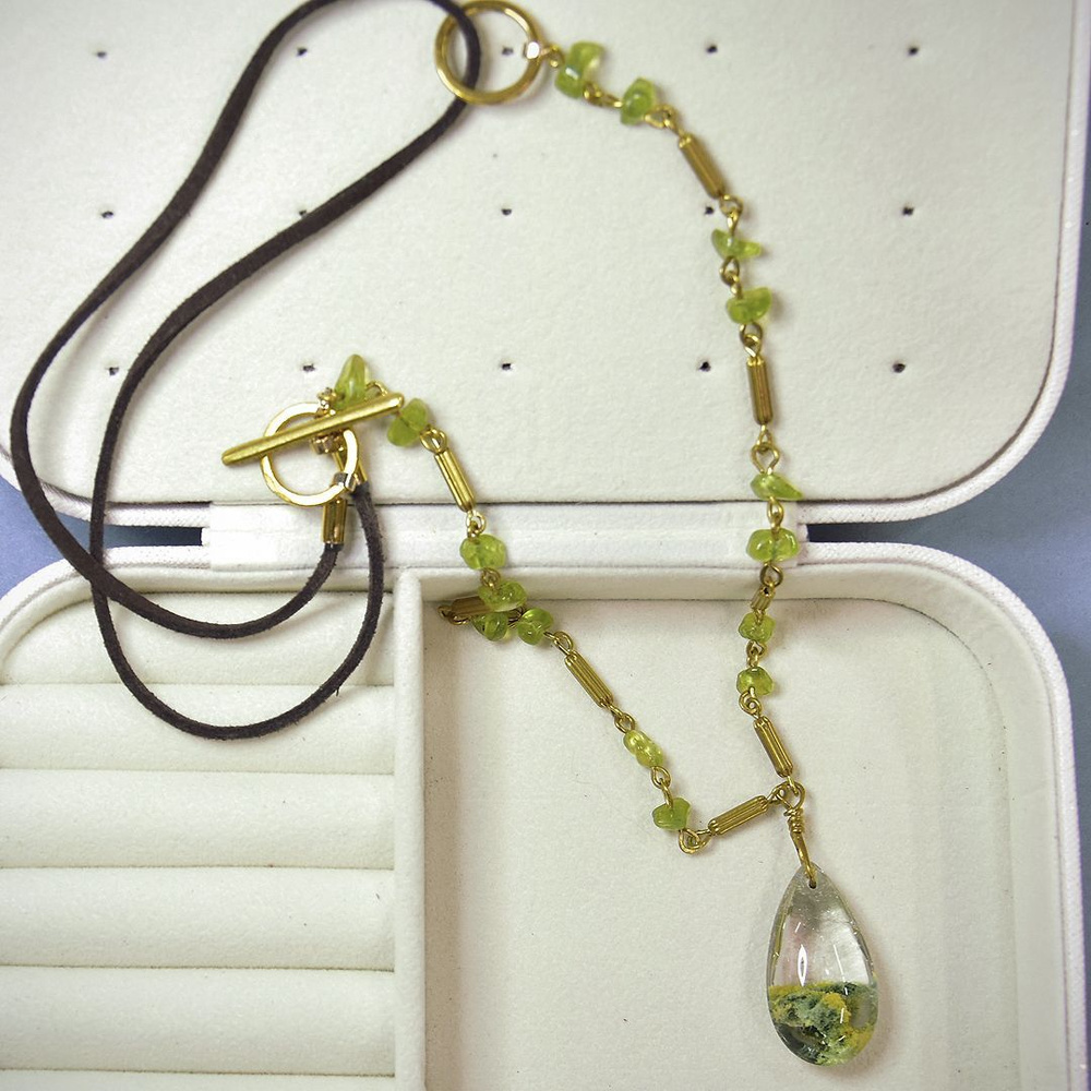 Винтажное ожерелье VTG "Горный хрусталь и перидот" с натуральными камнями, латунь  #1