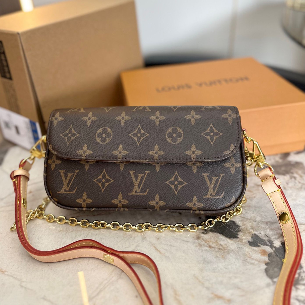 Louis Vuitton Сумка на плечо кросс-боди #1