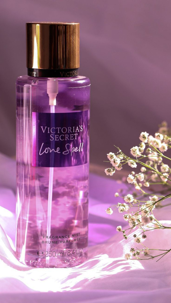 Victoria's Secret Парфюмированный спрей для тела Victoria's Secret Love Spell  #1