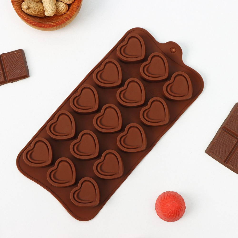 Форма силиконовая для выпечки и кондитерских украшений из шоколада сладкое Сердце, 15 ячеек  #1