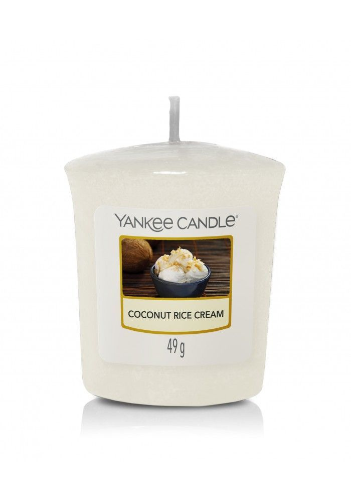 Yankee Candle Свеча ароматическая "Кокосовый крем", 6 см х 6 см, 1 шт  #1