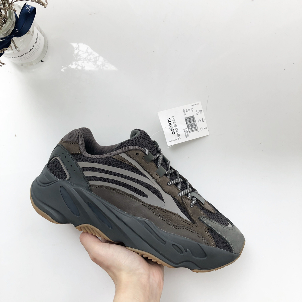 Yeezy 700 best sale under 200