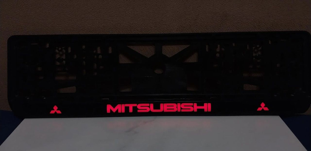 Рамка номера со светодиодной LED подсветкой с логотипом для автомобиля,Mitsubishi ,тюнинг авто,рамка #1
