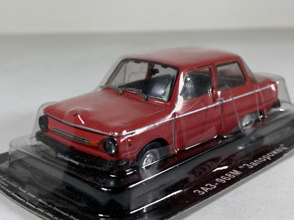 Модель коллекционная автомобиля ЗАЗ 968М / масштаб 1:43 #1