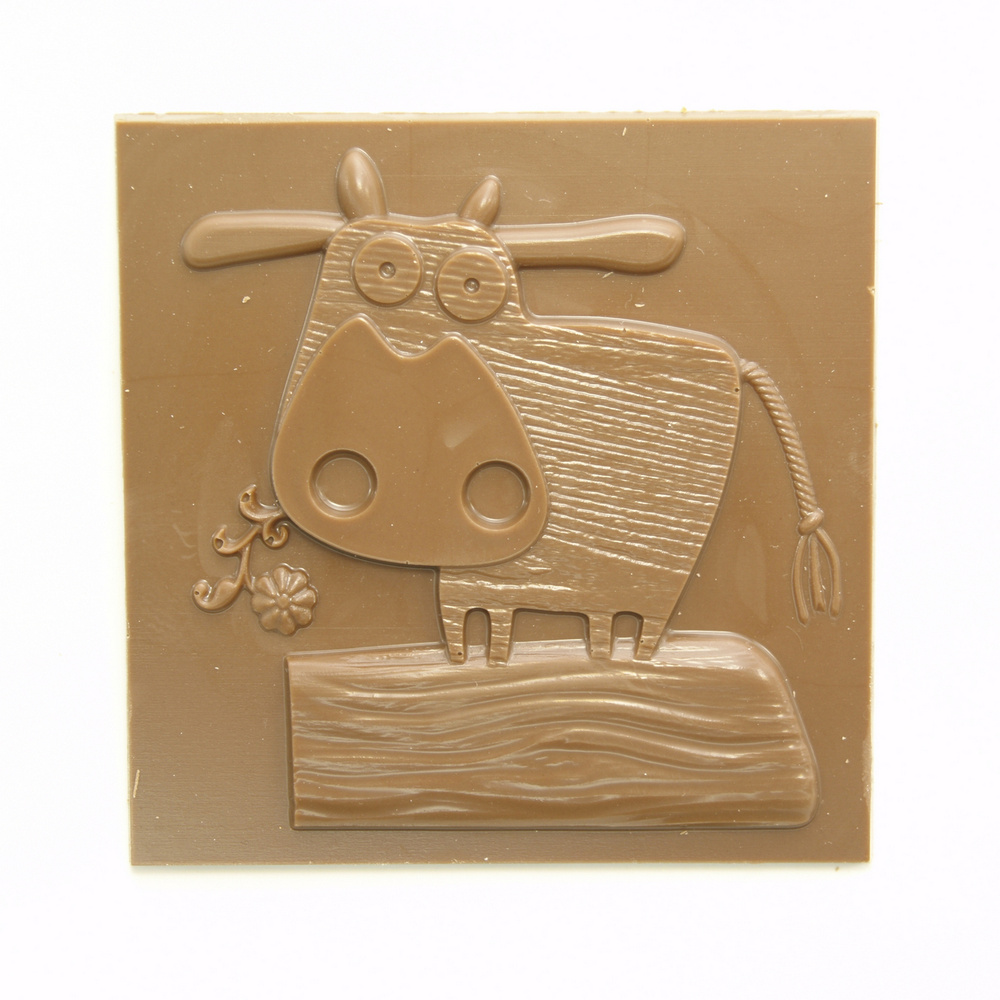 Подарочная шоколадная плитка Frade/Фраде - Бык на лугу (вес-65г) (молочный)  #1