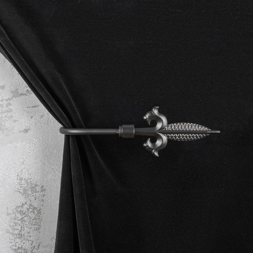 Держатель для шторы Gothic Lily Curtains Holder Black #1