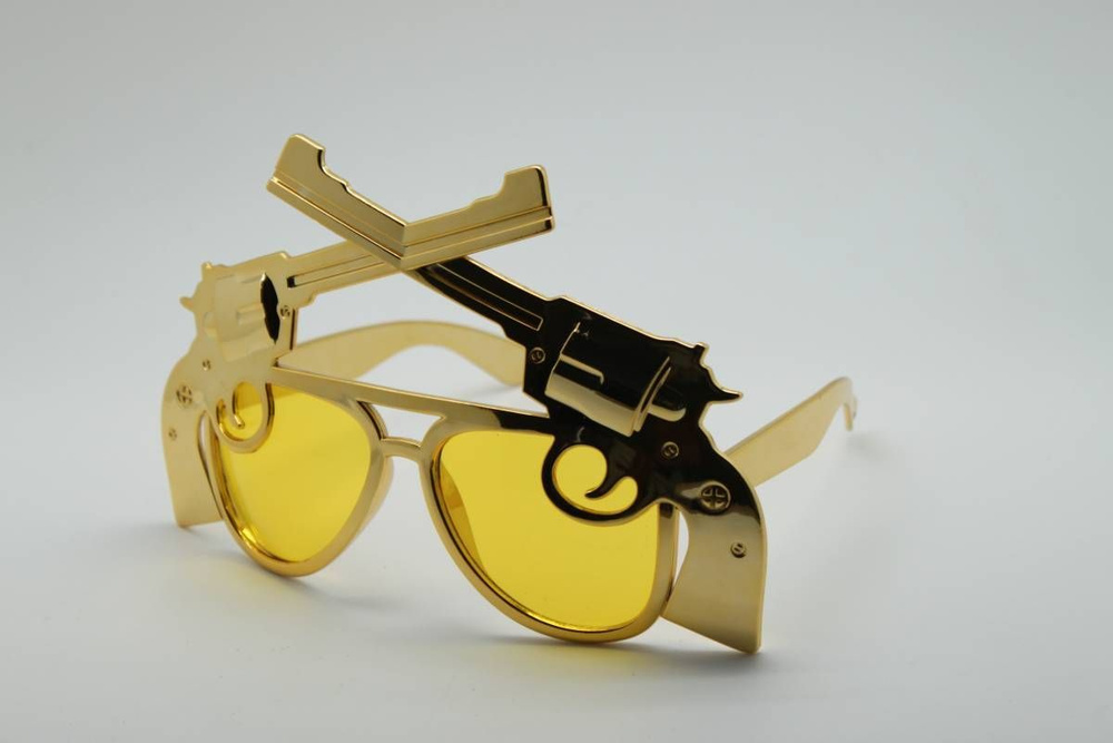 Карнавальные очки "Особо опасен", золотые #1