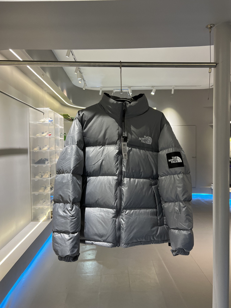 North face 1996 retro outlet nuptse jacket grey